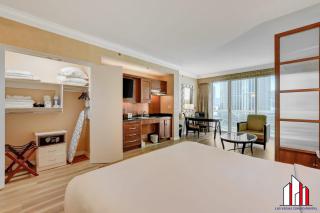MGM Signature-07-607 Accessible Strip View Balcony - Las Vegas - 5