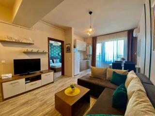Best View Summerland - Mamaia - 8