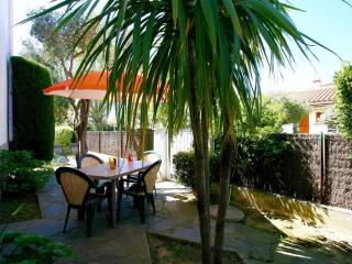 Agréable T2 RDC avec terrasse, proche plage et commerces - FR-1-776-79 - Saint-Cyprien - 0