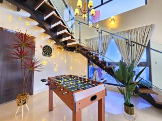 Loft Suite Seaview near JB CIQ 7pax - 8