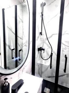 Chic & Cosy Eiffel Tower - Champs Elysées - 1