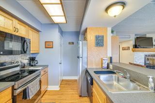 Lake Harmony Condo with Big Boulder Lake Views - 2