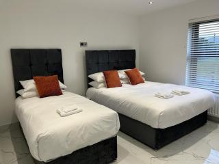 Newtown House - Newry - 3