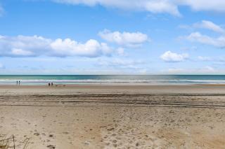 Relax to the Max - Emerald Isle - 9