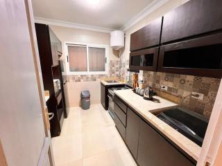 stylish with garden 3bdrm 2 bath - 8