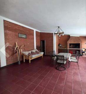 Casa con quincho y pileta en Potrero de los Funes - Potrero de los Funes - 8