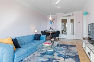 CLS Moderne City-Wohnung Hamburg Tiefgarage, Klimaanlage, 65 Zoll Smart-TV, E-Laden, Balkon, Parken, Blick über Hamburg, Cafe im Haus, Bus gegenüber, Flex Check In - Hamburg - 0