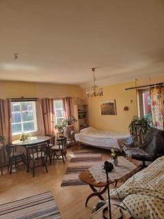 Bo på lantgård - Motala - 2