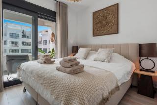 Casa Rosa - Prime Location with Pool and Parking - Estepona - 6