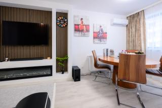 Charming Hideaway Inspired by El Profesor's Intrigue - Bucarest - 9