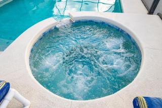 Gated,2-Story, Bedroom Downstairs, NE Facing Pool&Spa,Gameroom - Davenport - 5