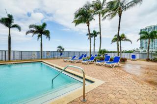 Riverfront Fort Myers Condo with Community Amenities - 8