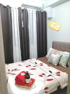 Shore Residence by Zshannel Krysronnic Condotels - Manila - 9