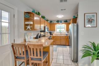 Fort Walton Beach Cottage with Hot Tub and Patio! - 4