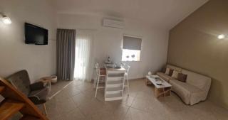 Deppy's apartment - Skiathos Town - 3