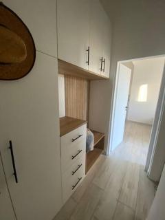 Casa Mercedes, casa privada a estrenar alquiler todo el año, con pileta climatizada solar de noviembre a marzo - Tandil - 2