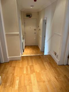 Luxury 3 bedroom, 3 bath apt by Oxford St & Soho - London - 6