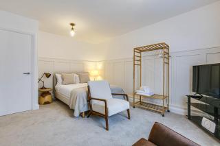 Oxted High St - Titsey - 9