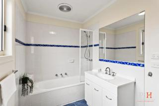 Phillip Island Family Resort 3 BDR - Cowes - 1