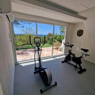 Villa Deluxe l'Hacienda Villa vue mer 180 piscine jacuzzi proche plage marina golf pointe des châteaux et casino jardin clos voyage durable - 2