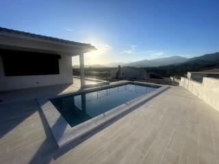 Villa Stella avec piscine entre mer et rivière - Vardiola - 0
