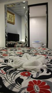 Hostal Queens Deluxe - Florencia - 5