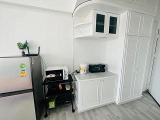 The most prosperous seaside seaview apartment in Jomtien(Tub, high speed Wi-Fi, Projector) - Jomtien Beach - 4