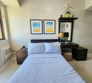 KL Tower Cosy Studio with Gym, Pool and Sauna near Greenbelt and Park - Manila - 7