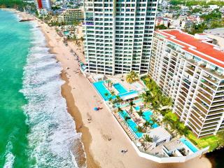 Harbor3008A Spectacular Beachfront Condo by Moikkarentals - Puerto Vallarta - 9