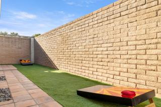 Charming patio home w/ community pool, WFH setups, 10 min walk to Old Town! - Scottsdale - 7