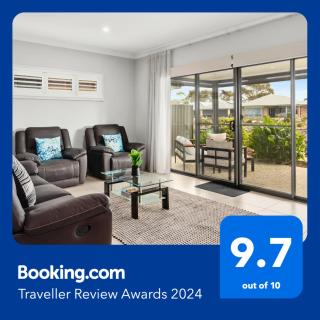 Luxurious Lakefront on Franklin Island - 8