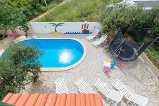 Apartments with a swimming pool Kastel Stafilic, Kastela - 22569 - Kastel Novi - 3