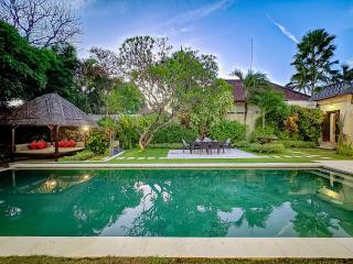 Villa Bugis Abimanyu Seminyak - Seminyak - 7