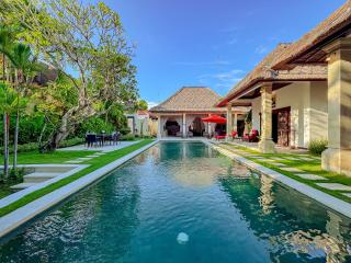 Villa Bugis Abimanyu Seminyak - Seminyak - 0