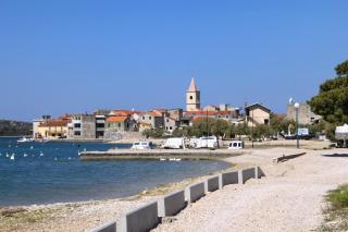 Apartments by the sea Pirovac, Sibenik - 22728 - Pirovac - 9