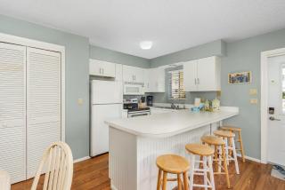 50 Gulf Beach Rd - Unit 1 home - Fort Myers Beach - 4