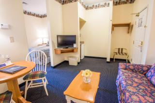 Blue Gate Garden Inn - Shipshewana - 9