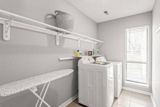 Renovated 3BR Retreat with Large Patio & Grill - 7