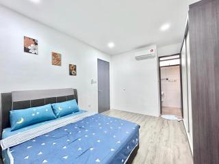 Jeff & Ricky Homestay103@ The Podium - 1