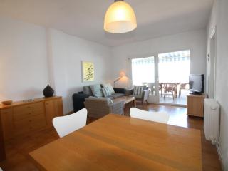 MARÍTIM I ÀTIC - Atico muy agradable, con amplia terraza y preciosas vistas panorámicas. - ES-228-27 - Llança - 3