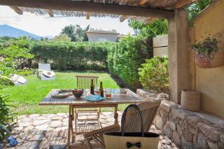 Quiet mini-villa "Dracena" with its pretty garden - 2 people - 4