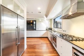 Jasmine cove - Exclusive Waterfront Estate - Yamba - 4