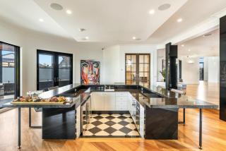 Jasmine cove - Exclusive Waterfront Estate - Yamba - 2