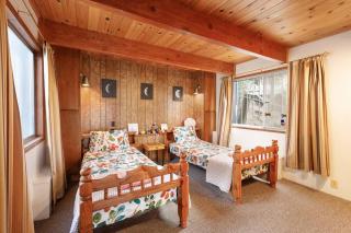 Classic AFrame - Fireplace - GameRoom - 2 Decks View - 5