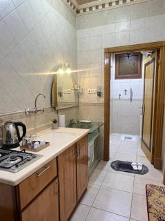 دار اليقين - 2