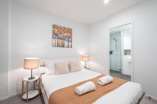 Panoramic Views 2br With Pool And Free Carpark - Melbourne - 4