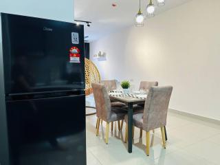 MVB49#8pax Family Suite 3 Rooms Velocity Mall IKEA - 1