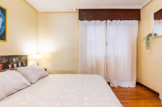 Amplio y acogedor piso en pleno barrio de Gros, en Donostia - San Sebastián - San Sebastian - 1