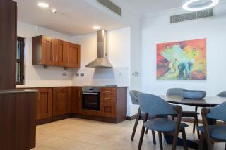 Luxury Pool View Flat L12 - 8