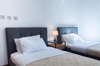 Luxury Pool View Flat L12 - 2